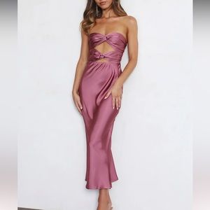 Hello Molly Midi Dress